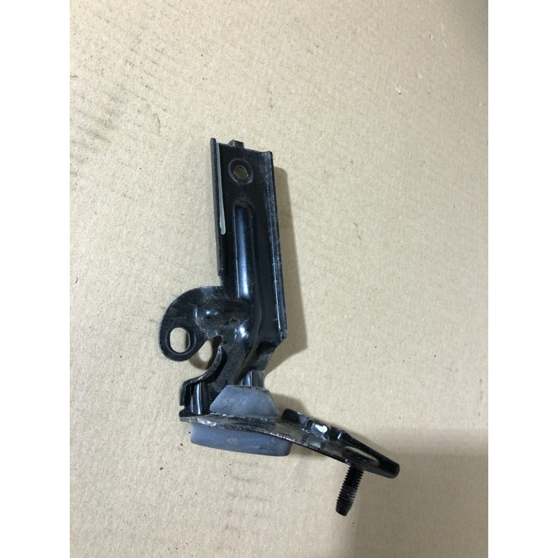 Крепление радиатора (кузов и элементы) Hyundai Sonata LF 2015 2.4 28114c1000