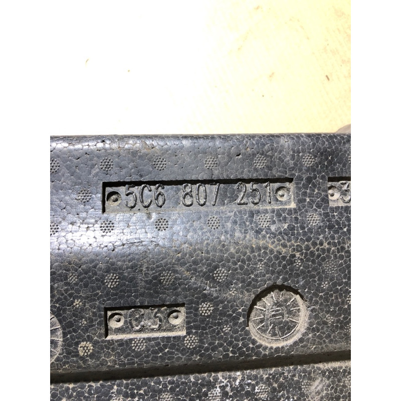 Абсорбер (наполнитель) бампера (кузов и элементы) Volkswagen Jetta MK6 2011 2.0 5c6807251