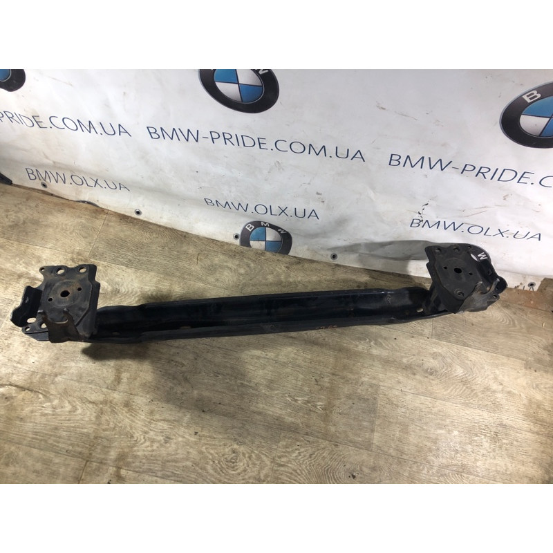 Усилитель бампера (наружные элементы кузова) Volkswagen Touareg 7L 2004 3.2 7L0807109E