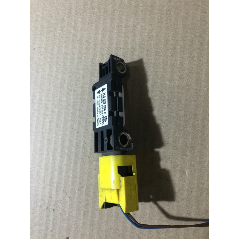 Датчик удара (электрика / датчики) Volkswagen Touareg 7L 2004 3.2 7l0909606c