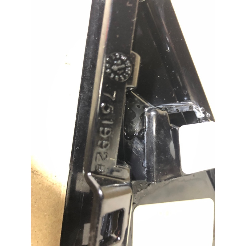 Зовнішній молдинг двері (кутник) (зовнішні елементи кузова) Volkswagen Passat B7 2013 2.5 561839904A