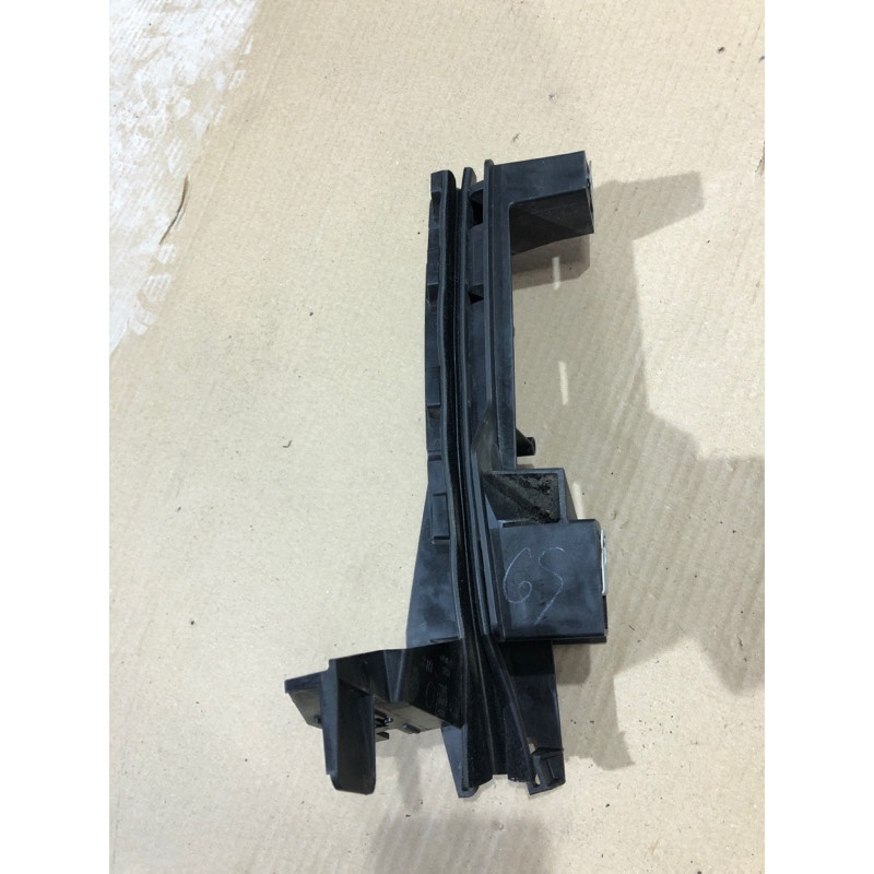 Направляющая стекла двери (кузов и элементы) FORD Fusion MK5 2013 2.0 DS7Z-5421596-C