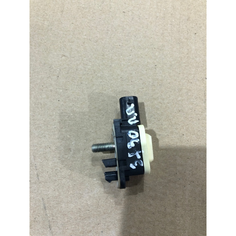 Датчик удара (электрика / датчики) BMW 3-series F30 2013 N26B20 65779217711