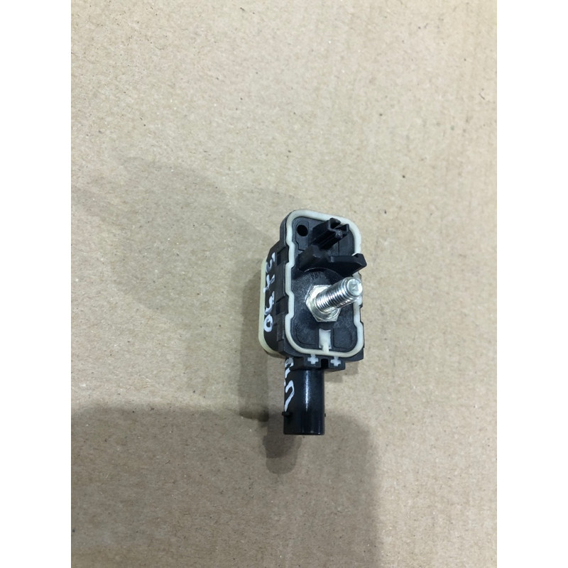 Датчик удара (электрика / датчики) BMW 3-series F30 2013 N26B20 65779217711