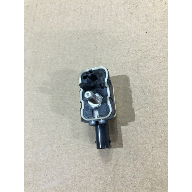 Датчик удара (электрика / датчики) BMW 3-series F30 2013 N26B20 65779217711