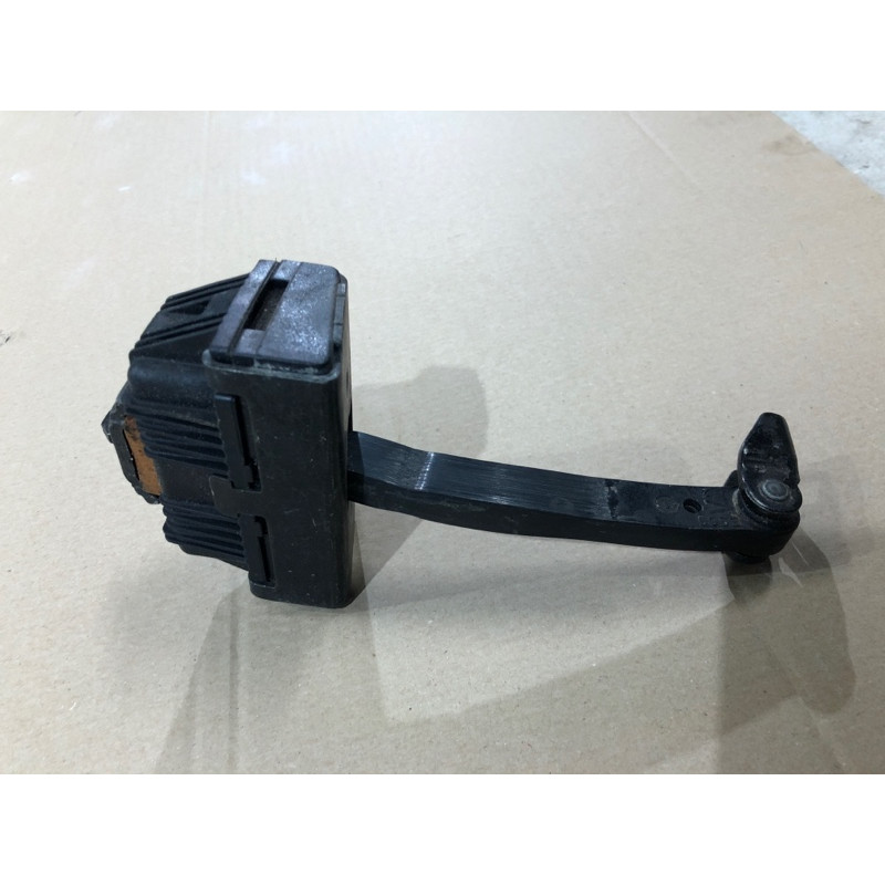 Ограничитель двери (кузов и элементы) BMW 5-series E60 2005 N52B25 51217033609