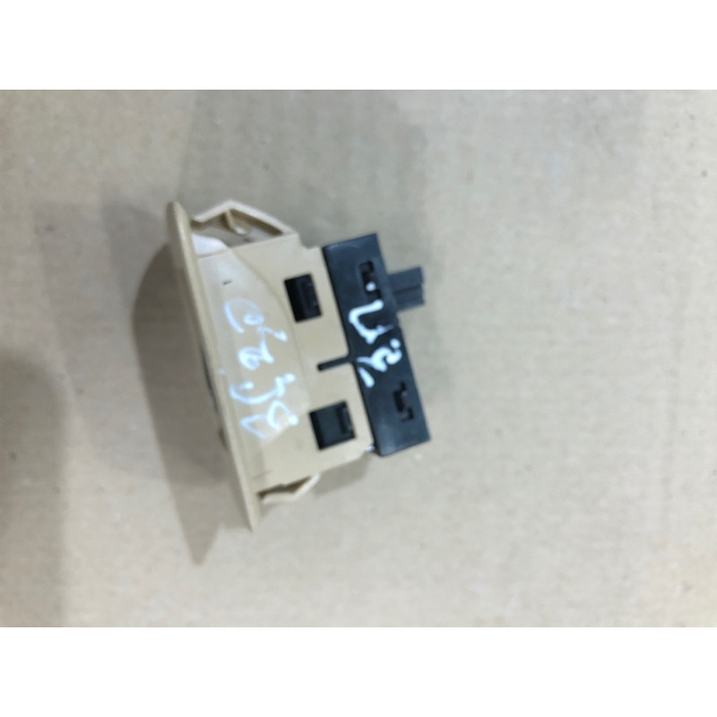 Кнопка стеклоподъемника (электрика / кнопки) BMW 3-series F30 2013 N26B20 61319241648