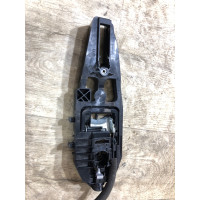 Кронштейн ручки двери