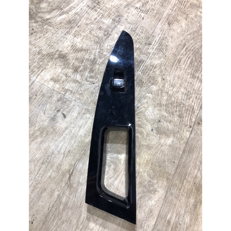 Накладка кнопок стеклоподъемника (салон) FORD Fusion MK5 2013 2.0 ds7314a568b