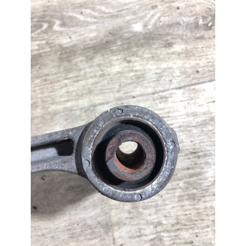 Подушка КПП (трансмісія) Hyundai Sonata YF 2013 2.4 219692s000