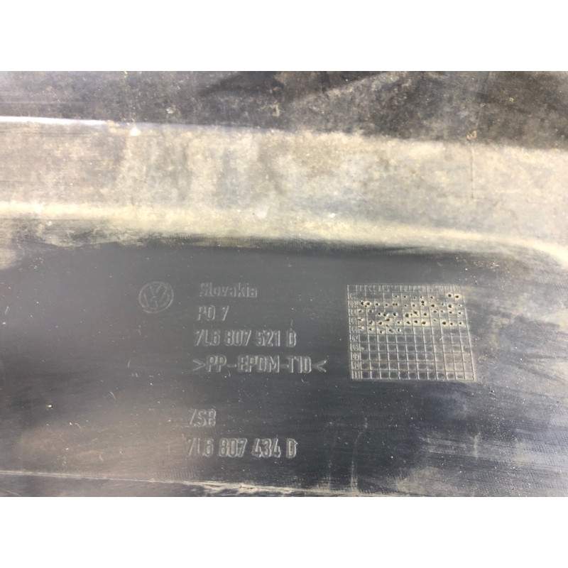 Губа бампера (кузов и элементы) Volkswagen Touareg 7L 2004 3.2 7L6807434S