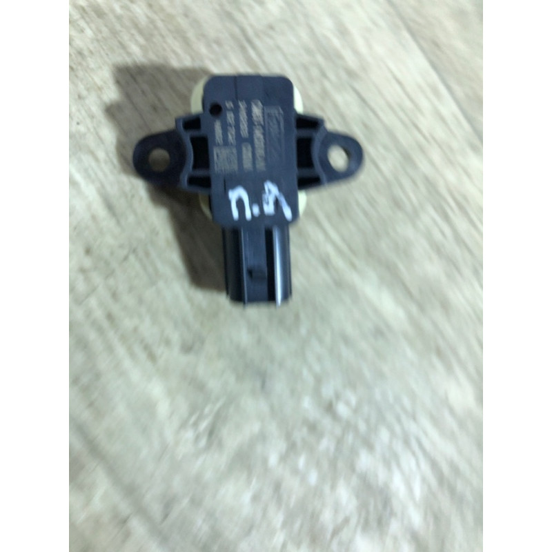 Датчик удара (электрика / датчики) FORD Focus MK3 2014 2.0 HM5Z14B345A