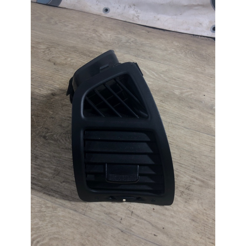 Дефлектор воздуховода (салон) KIA Sorento UM 2013 2.4 974901u000