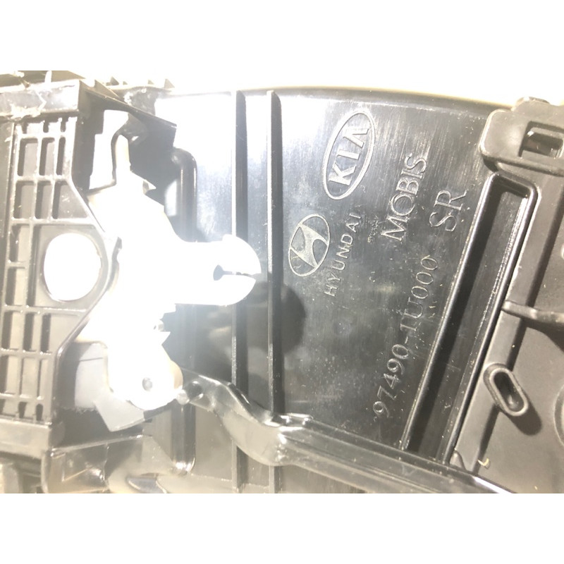 Дефлектор воздуховода (салон) KIA Sorento UM 2013 2.4 974901u000