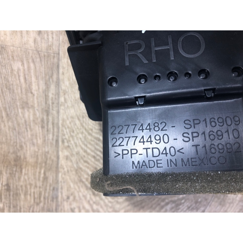 Дефлектор воздуховода (салон) CHEVROLET Volt 1 2012 1.4 22774482