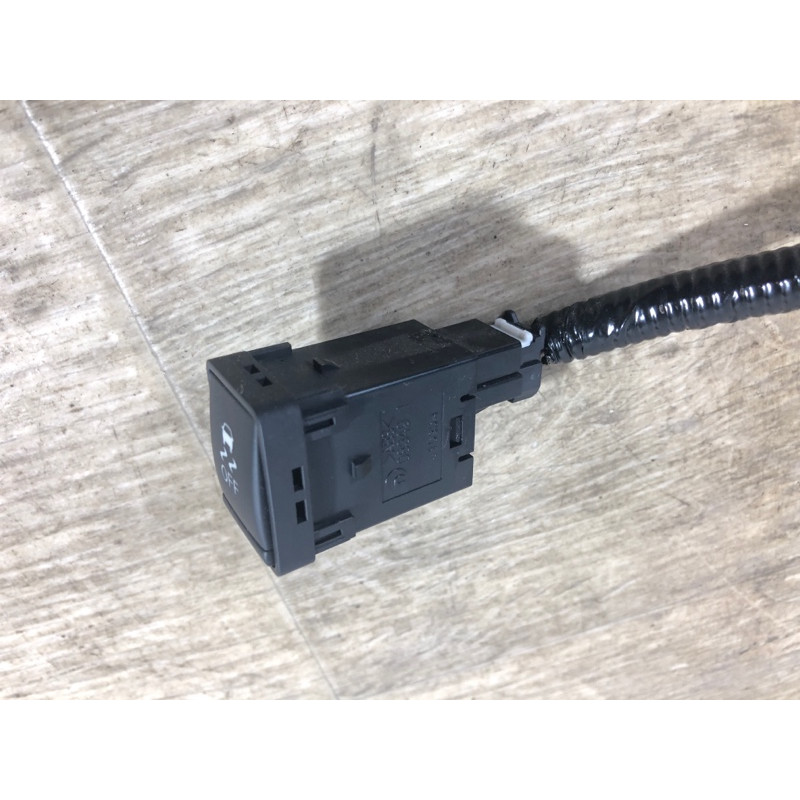 Кнопка антипробуксовочной системы (электрика / кнопки) Nissan Juke F15 2011 1.6 251451KA0A