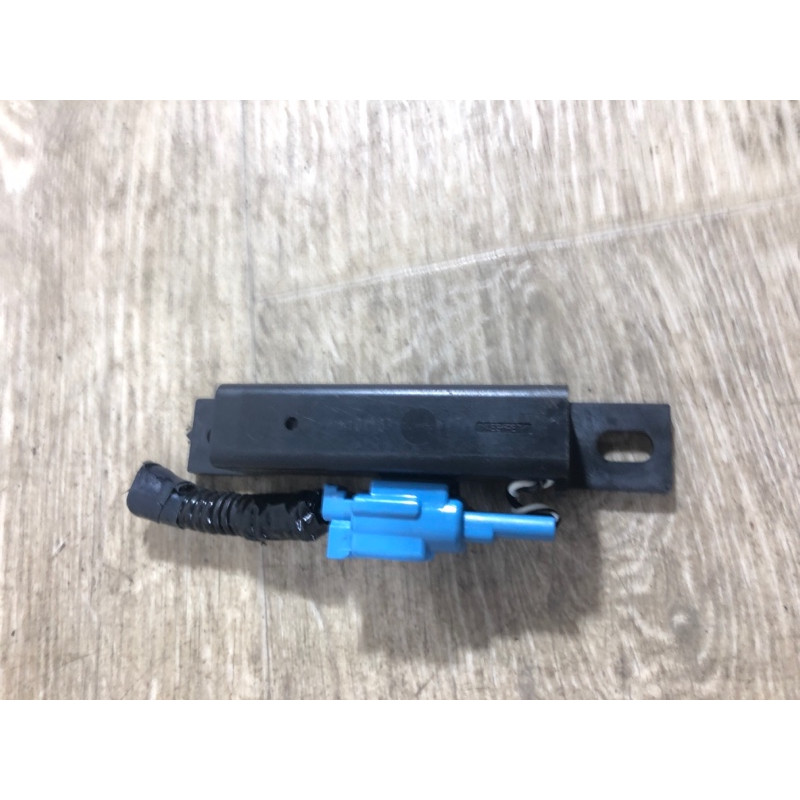 Антенна (электрика) Nissan Juke F15 2011 1.6 285E4C990A