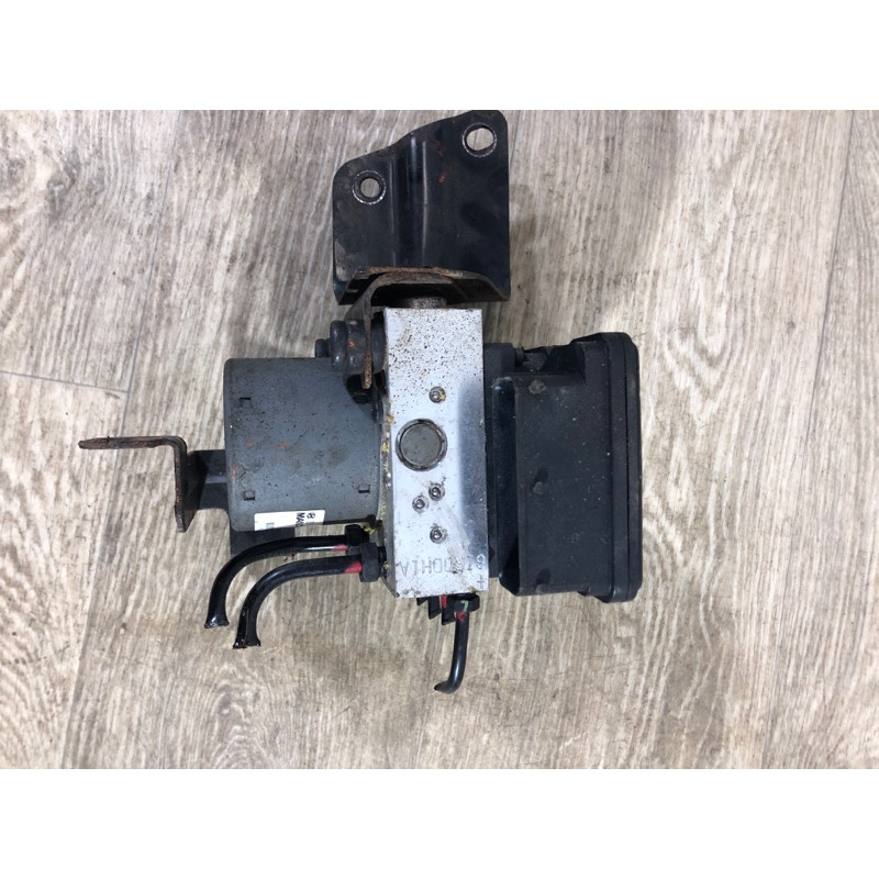 Блок abs (тормозная система) KIA Sorento UM 2013 2.4 589101u860