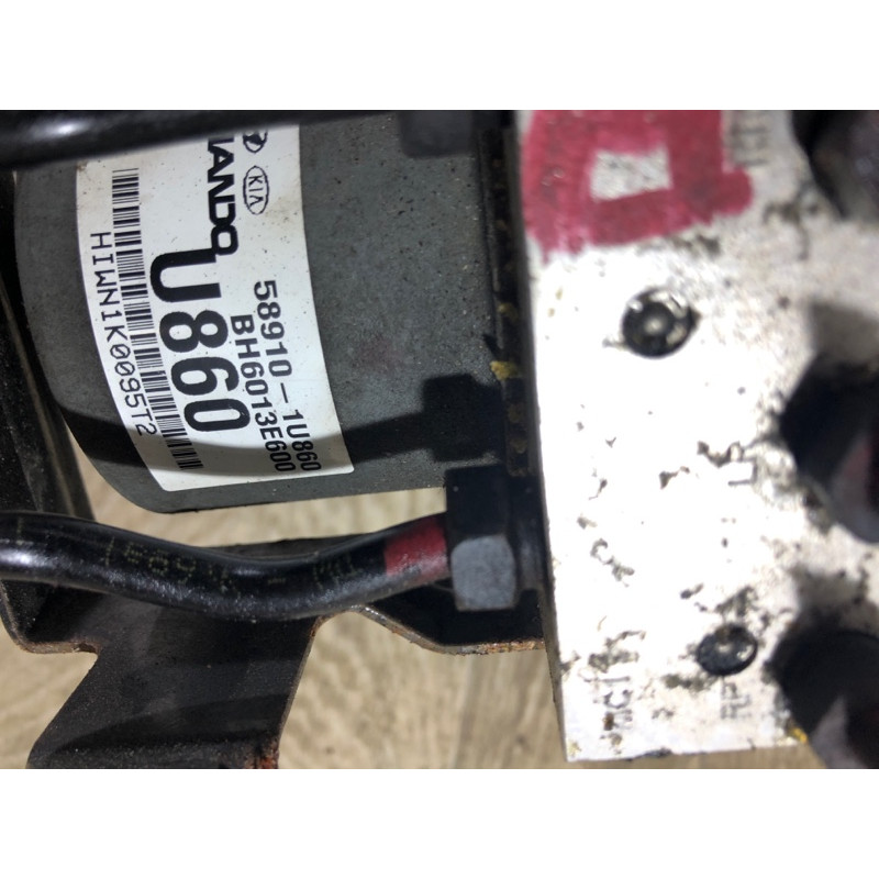 Блок abs (тормозная система) KIA Sorento UM 2013 2.4 589101u860