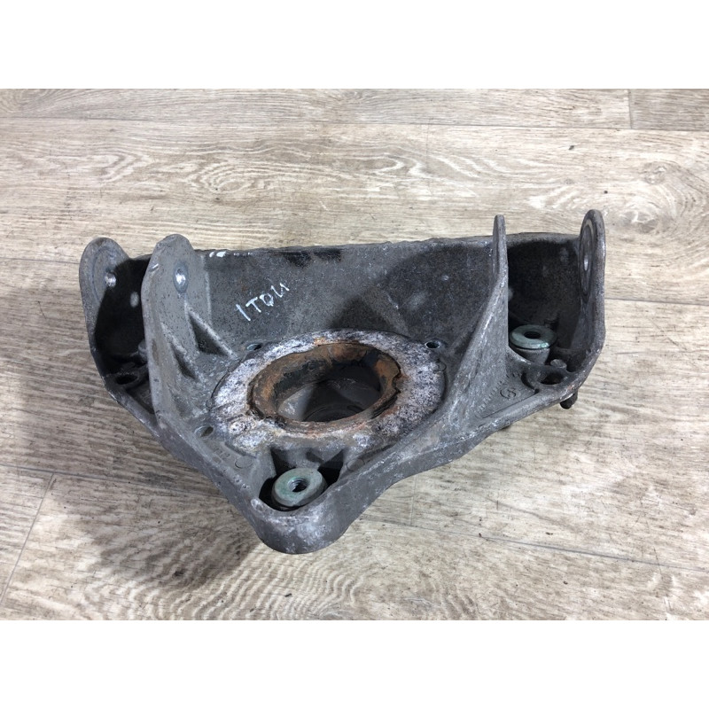 Кронштейн опоры амортизатора (подвеска) Volkswagen Touareg 7L 2004 3.2 7L0412391D