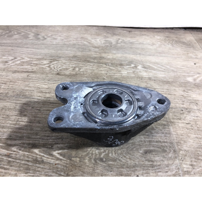 Опора стойки (подвеска) BMW 3-series F30 2013 N26B20 33506791706
