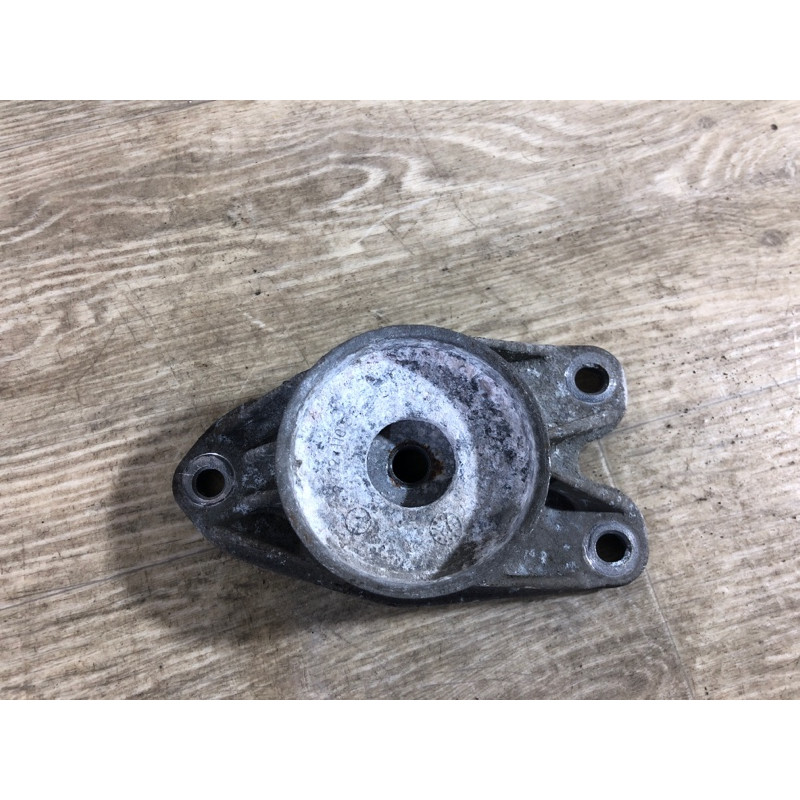 Опора стойки (подвеска) BMW 3-series F30 2013 N26B20 33506791706