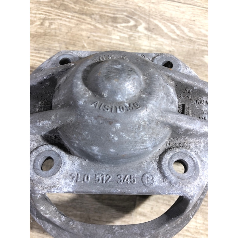 Кронштейн опоры амортизатора (подвеска) Volkswagen Touareg 7L 2004 3.2 7L0512301C