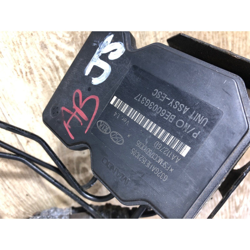 Блок ABS (гальмівна система) KIA Optima TF 2013 2.4 589202T550