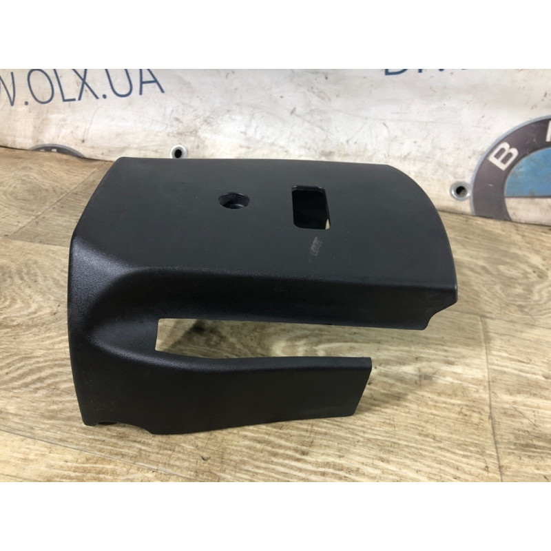 Кожух рулевой колонки нижний (салон) CHEVROLET Volt 1 2012 1.4 22798899