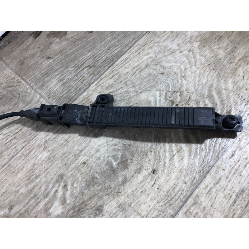 Антенна (электрика) Volkswagen Touareg 7L 2004 3.2 4d0907277