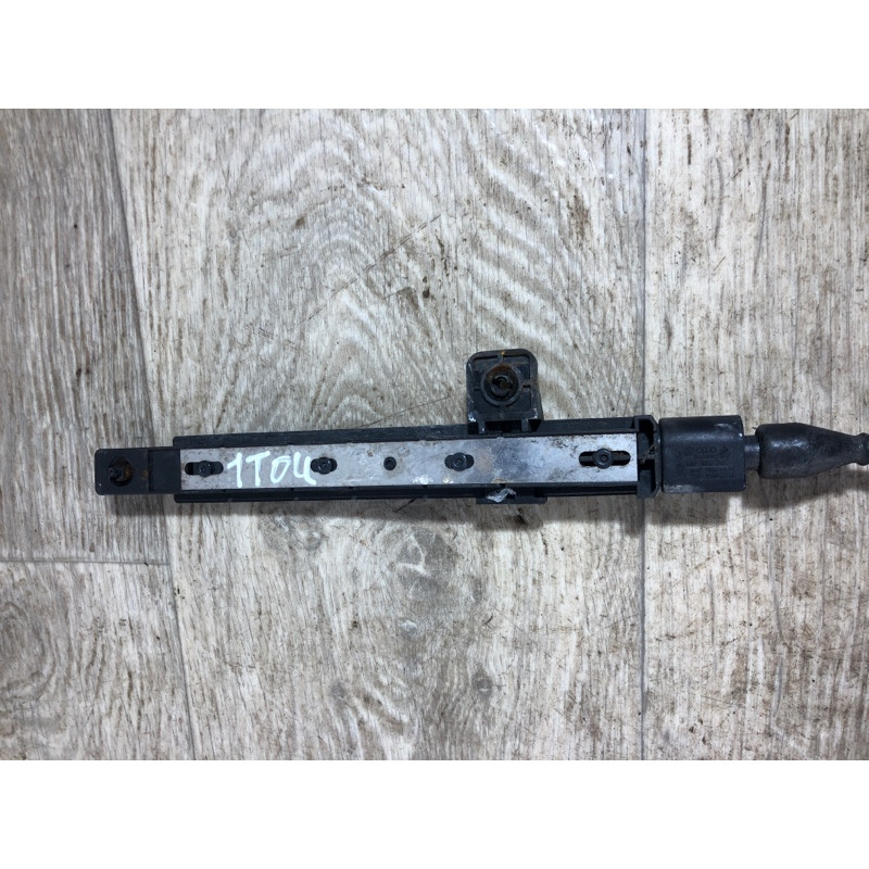 Антенна (электрика) Volkswagen Touareg 7L 2004 3.2 4d0907277