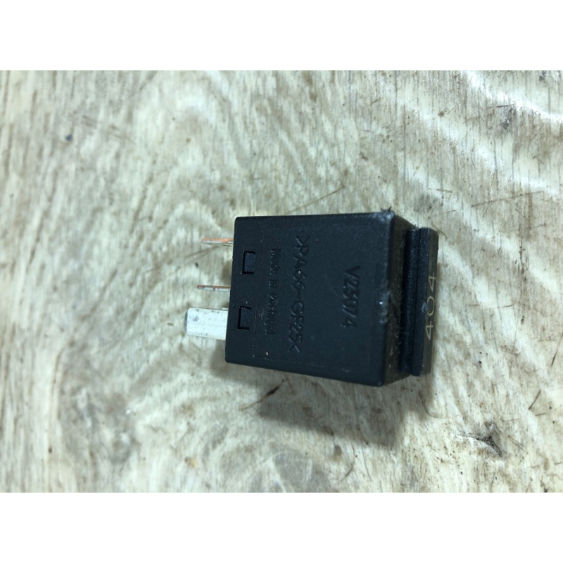 Реле (электрика) Volkswagen Touareg 7L 2004 3.2 7m0951253c