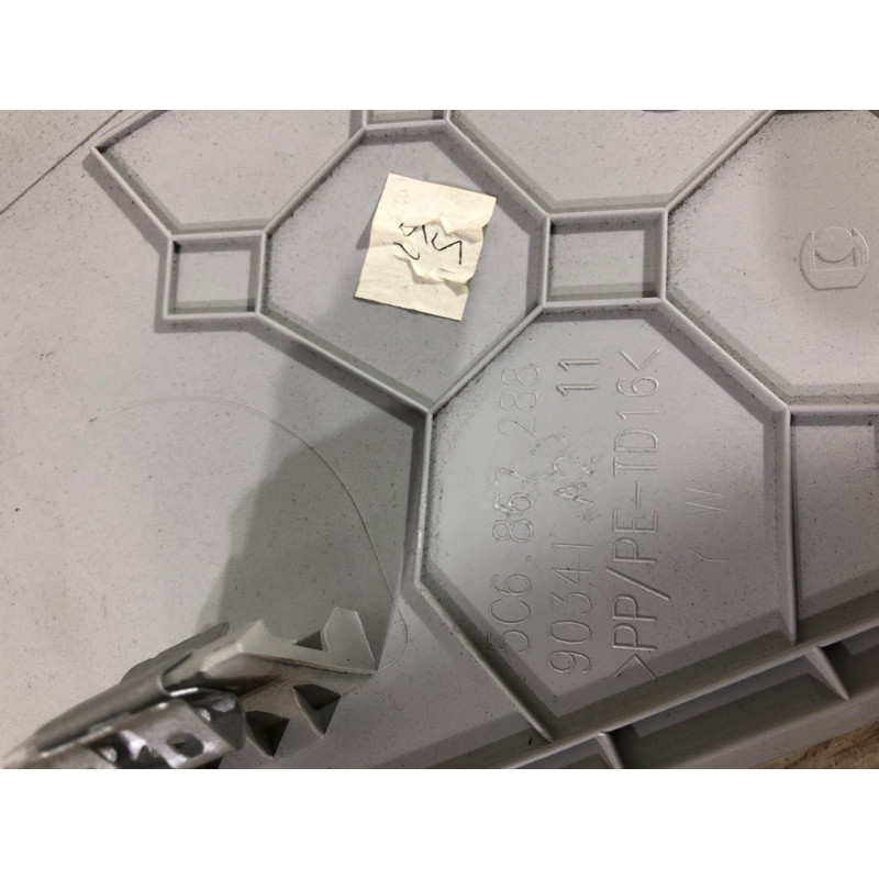 Обшивка Стойки (салон) Volkswagen Jetta MK6 2011 2.0 5c6867288