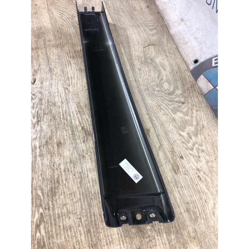 Накладка стойки (кузов и элементы) Volkswagen Touareg 7L 2004 3.2 7L6853317E