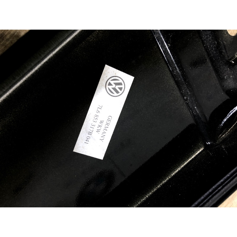 Накладка стойки (кузов и элементы) Volkswagen Touareg 7L 2004 3.2 7L6853317E