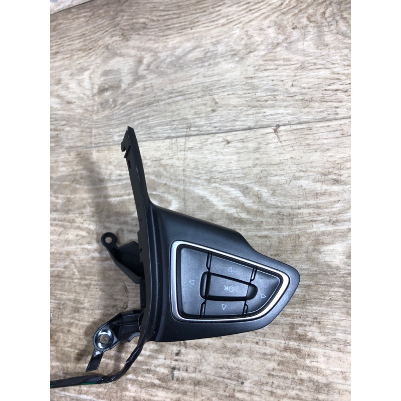 Кнопки руля (электрика / кнопки) FORD Focus MK3 2015 2.0 f1et14k147bb