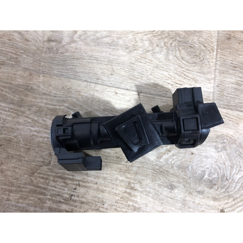 Замок зажигания (электрика) FORD Focus MK3 2015 2.0 bv6n3f642