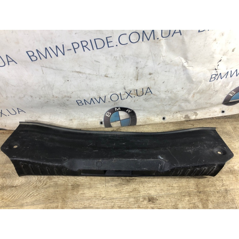 Накладка замка крышки багажника (салон) FORD Focus MK3 2014 2.0 bm51f40352adw