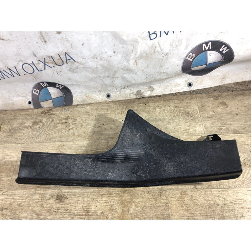 Накладка на порог (кузов и элементы) Subaru Forester SJ 2016 2.5 94061SG010VH