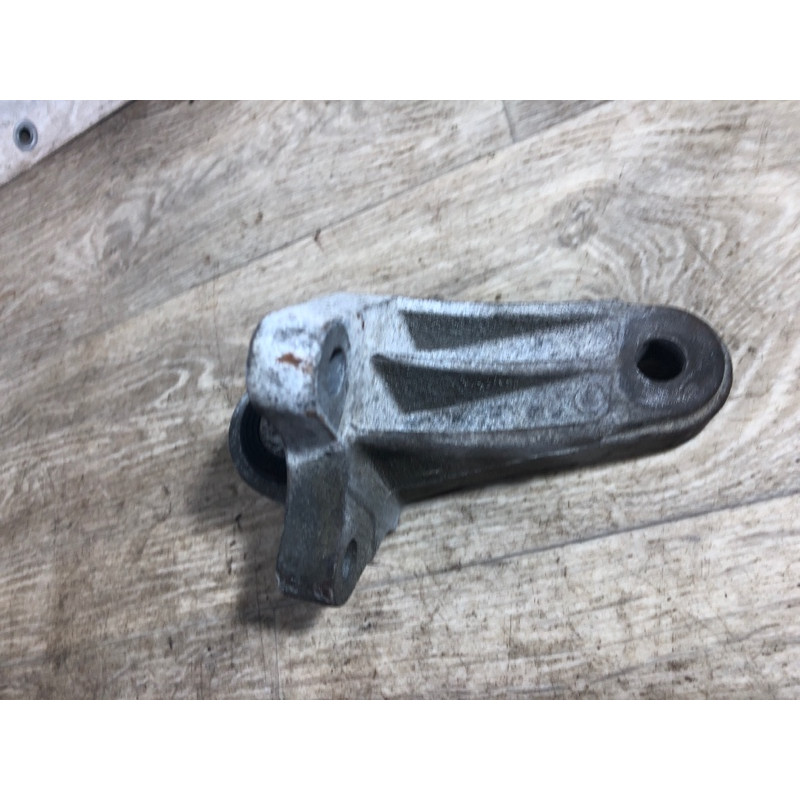 Кронштейн КПП (трансмиссия) FORD Focus MK3 2015 2.0 BV6Z-6E042-A