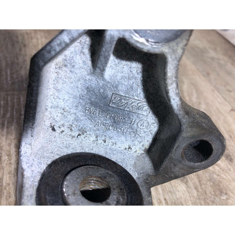 Кронштейн КПП (трансмиссия) FORD Focus MK3 2015 2.0 BV6Z-6E042-A