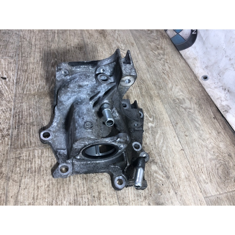 Кронштейн (двигатель и элементы) Nissan Juke F15 2011 1.6 110611KC0B