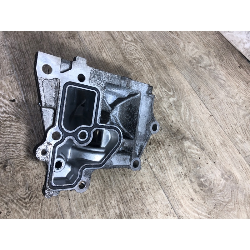 Кронштейн (двигатель и элементы) Nissan Juke F15 2011 1.6 110611KC0B