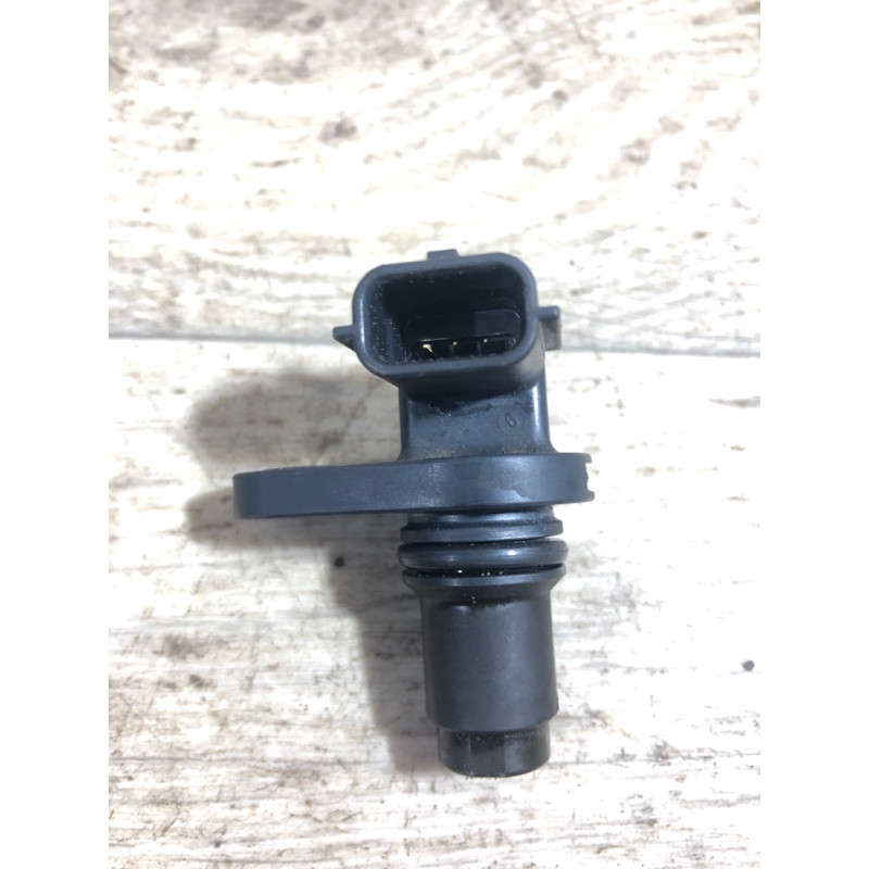 Датчик положения распредвала (электрика двигателя) Nissan Juke F15 2011 1.6 237311KC1A