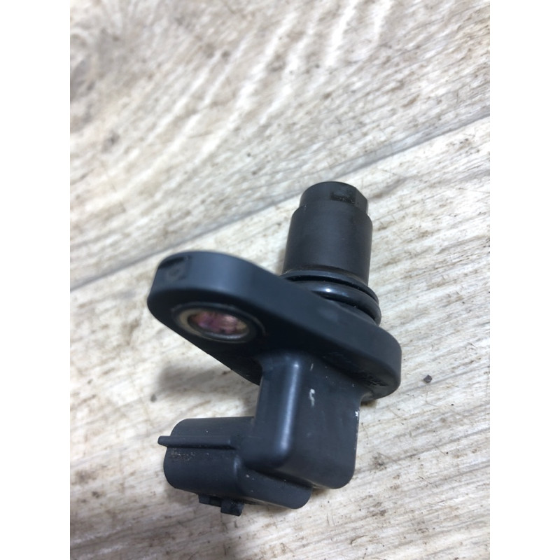 Датчик положения распредвала (электрика двигателя) Nissan Juke F15 2011 1.6 237311KC1A