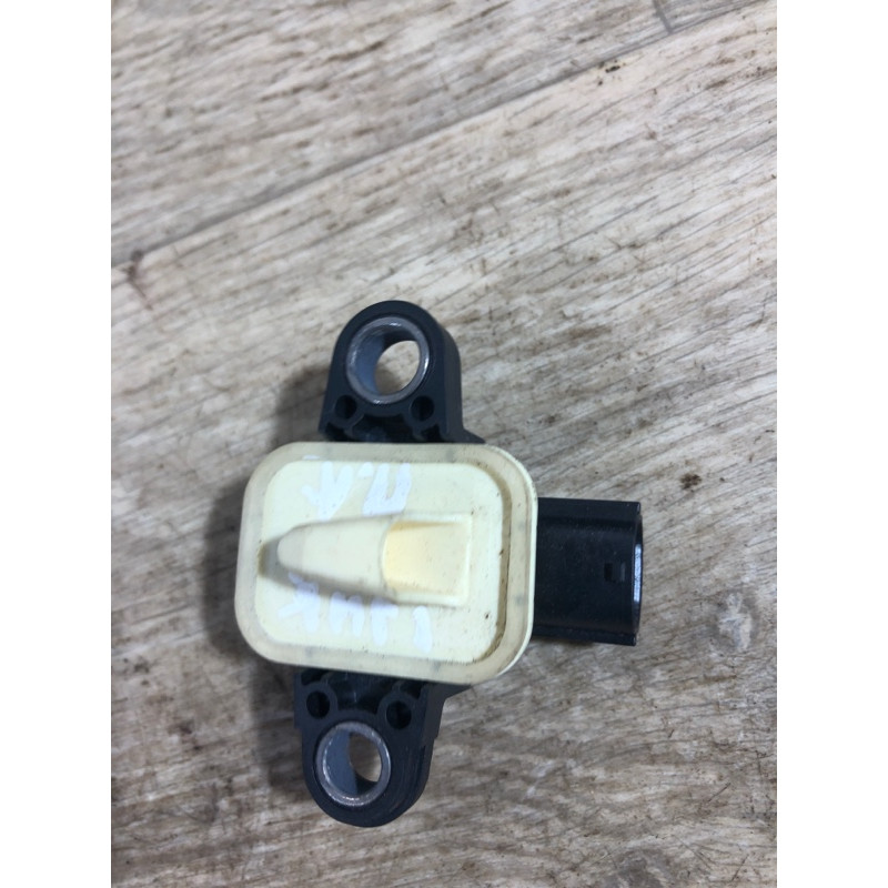 Датчик удара (электрика / датчики) Nissan Juke F15 2011 1.6 K88361MA0J