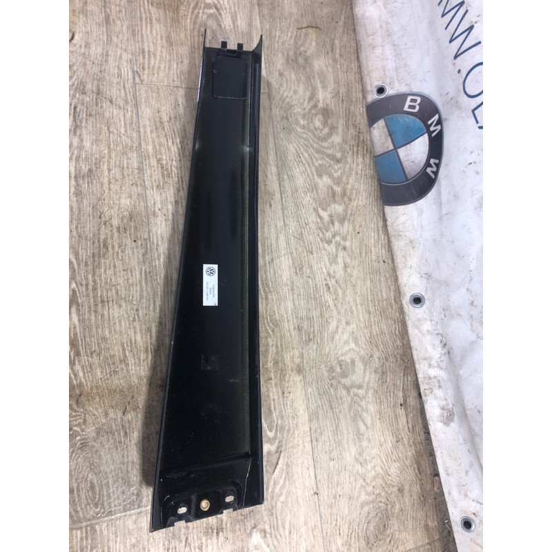 Накладка стойки (кузов и элементы) Volkswagen Touareg 7L 2004 3.2 7L6853318E