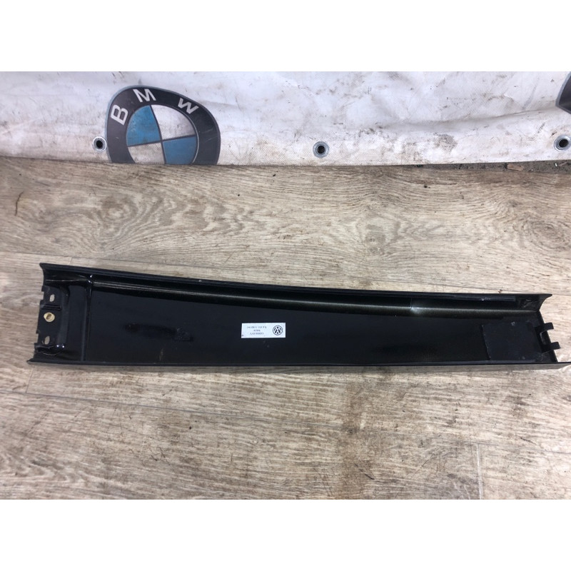 Накладка стойки (кузов и элементы) Volkswagen Touareg 7L 2004 3.2 7L6853318E