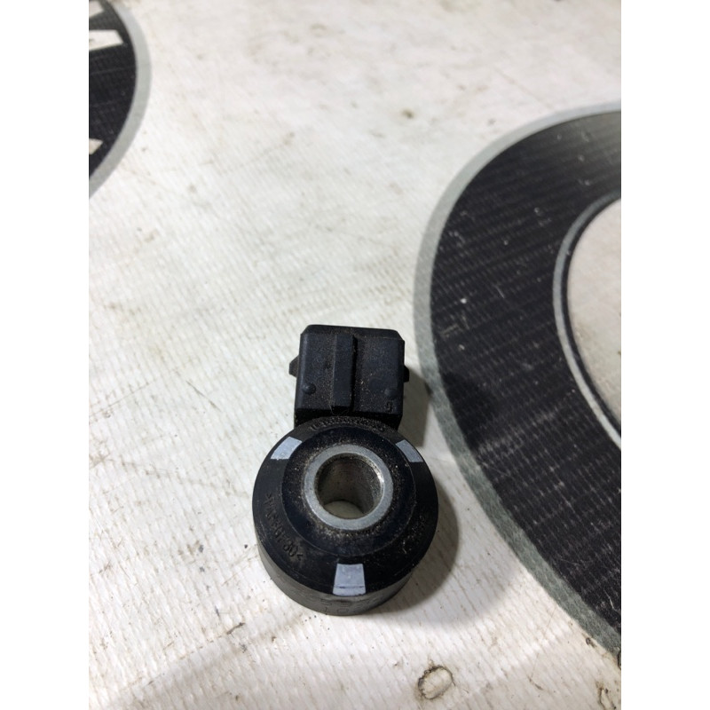 Датчик детонации (электрика двигателя) Nissan Juke F15 2011 1.6 220601KT0A