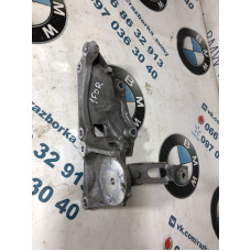 Кронштейн генератора